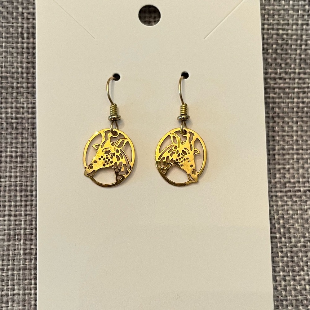 Gold Tone Giraffe Dangle Earrings | Animal Safari Wildlife Jewelry